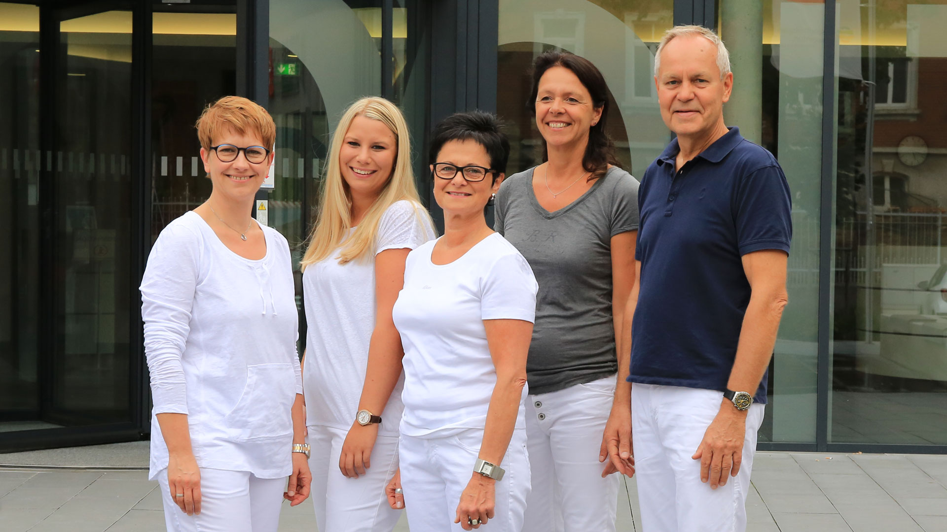 Team der Orthopädiepraxis Werner Menzler in Schweinfurt